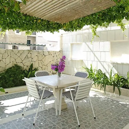 Apartmani Jadera Bol Exterior photo