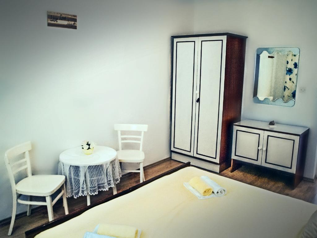 Apartment Jadera Bol